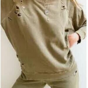 COLISE DISTRESSED OLIVE GREEN SWEATSHIRT SIZE MED